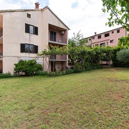 Apartment Milka Rovinj Exterior photo