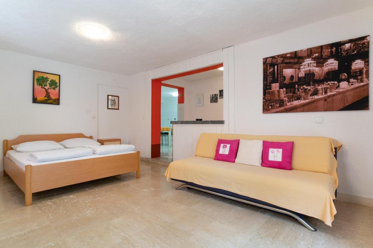Apartment Milka Rovinj Exterior photo
