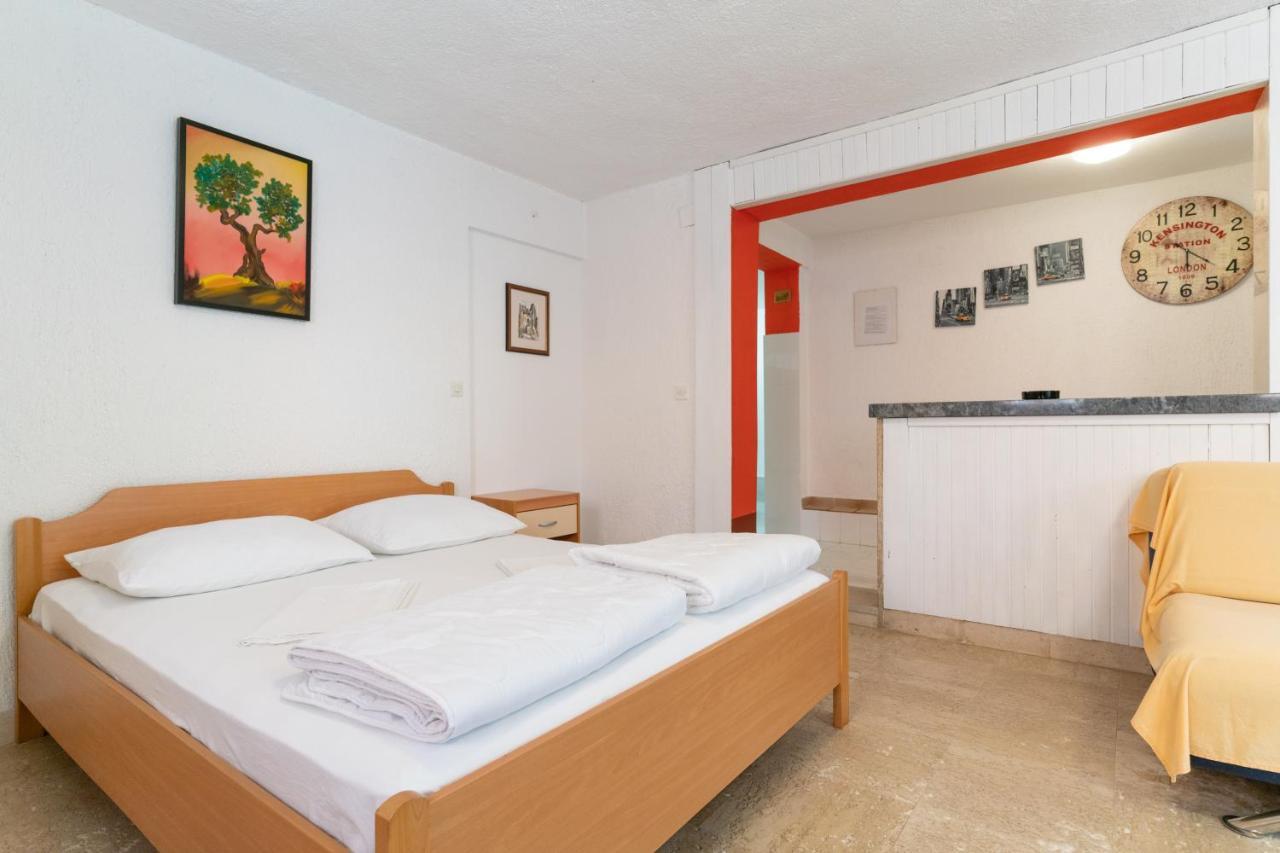 Apartment Milka Rovinj Exterior photo